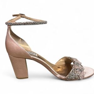 Badgley Mischka Women's Finesse Heeled Rhinestone Sandal Size 8.5 US -no box